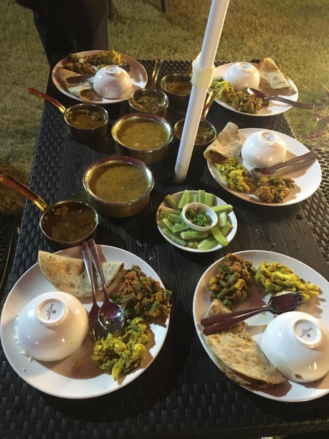 Hotel Suramma 룸민데이 외부 사진