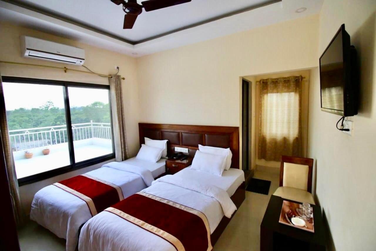 Hotel Suramma 룸민데이 외부 사진