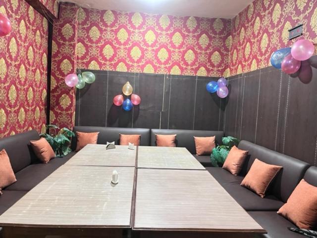 Hotel Suramma 룸민데이 외부 사진