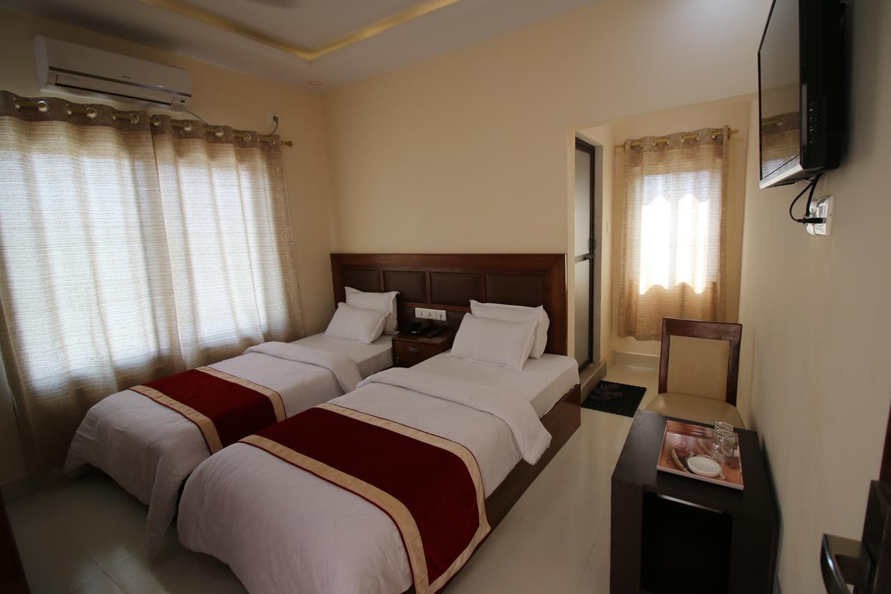 Hotel Suramma 룸민데이 외부 사진