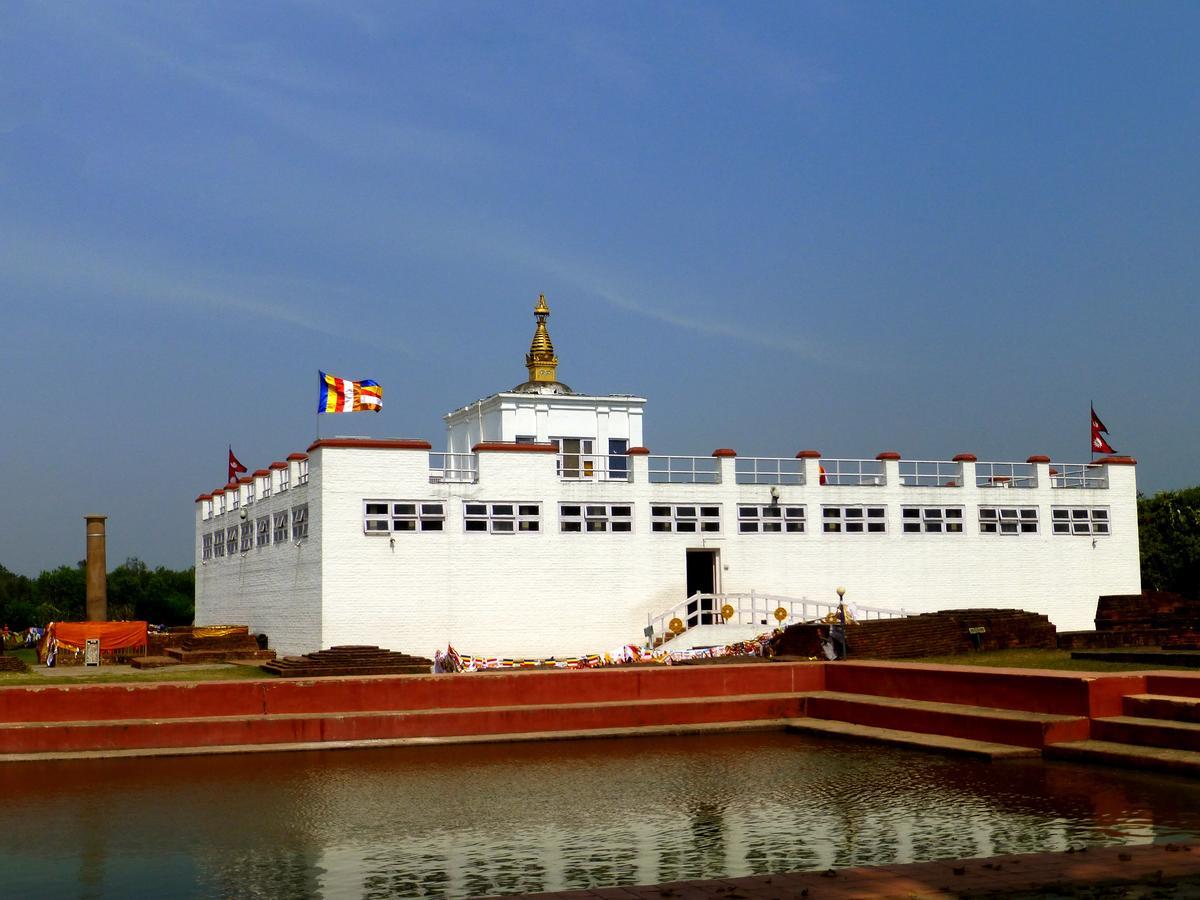 Hotel Suramma 룸민데이 외부 사진
